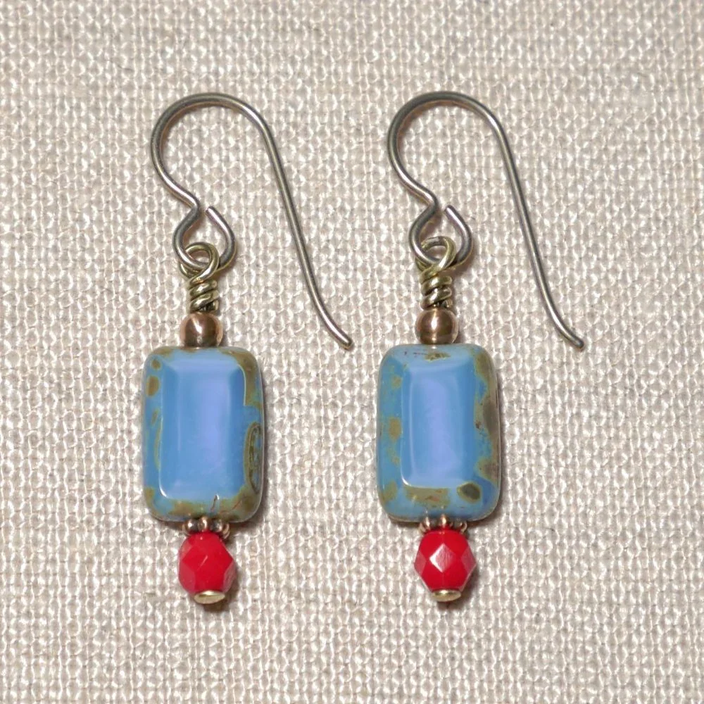 Hand Crafted Handmade Earrings Petite Czech Glass Blue & Red Beaded Earr… - Picture 1 of 4